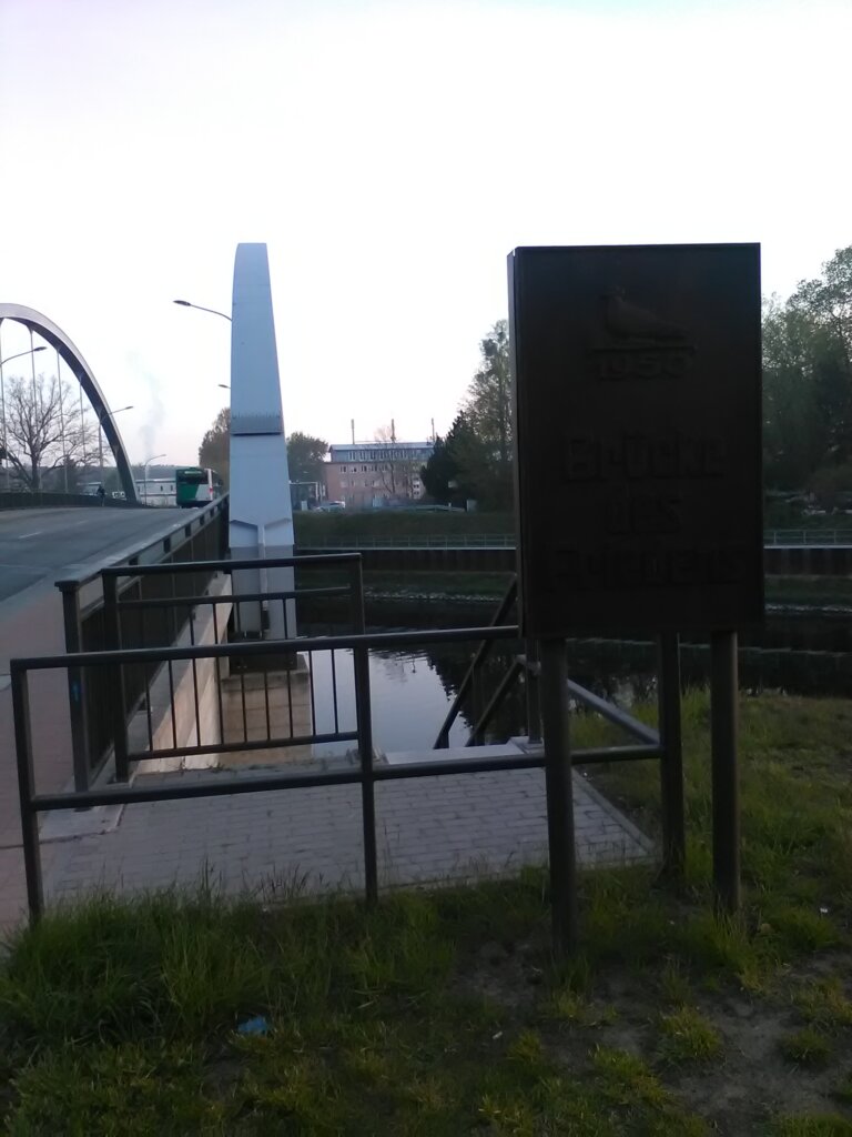 Brücke des Friedens